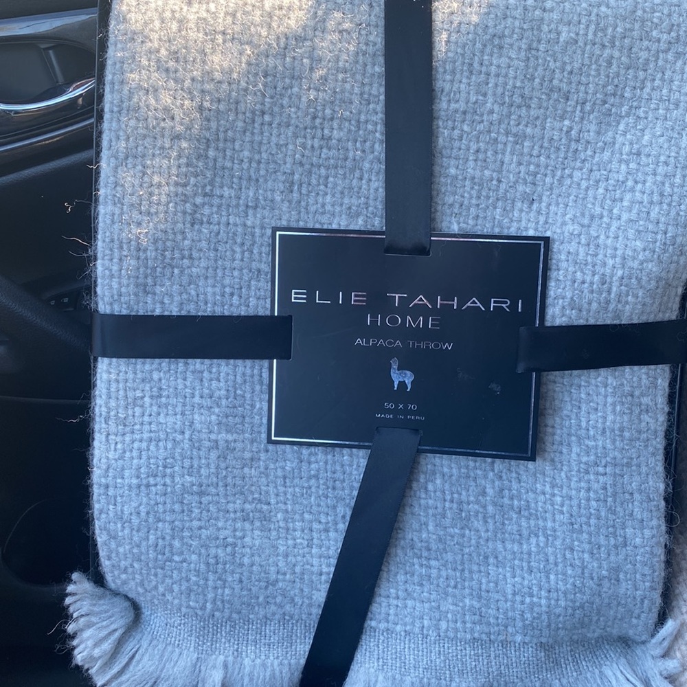 New still in box Alpaca throw